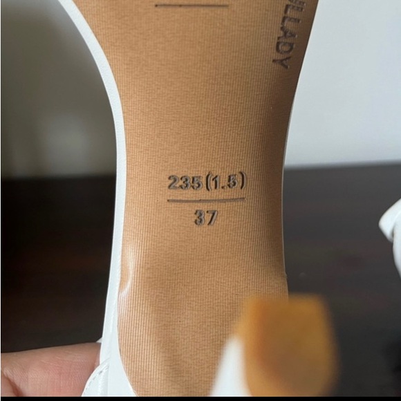 White Stiletto Sandal Heel with Strap - Picture 7 of 7